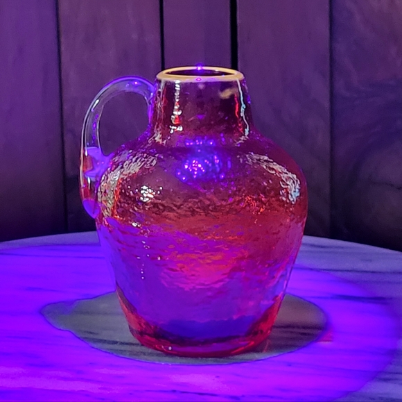 Other - Elegant Red Glass Vase
